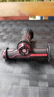 ปลอกมือ Daytona พร้อม อุดปลายแฮนด์ Ronin