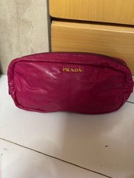 Prada 粉色手拿包