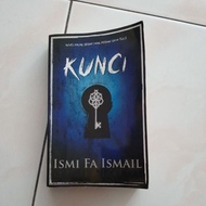 Pre Loved novel 'Kunci' by Ismi Fa Ismail