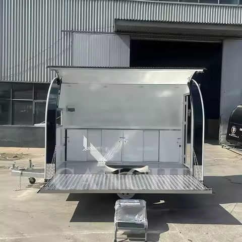 Outdoor Mobile Stage Trailer Truck for Music Concert DJ Booth Truck for Event and Road Show