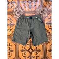 Short pants gramic