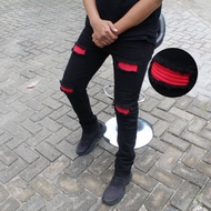 MERAH Men's Ripped Jeans with Red Patch Patch / Ripped Patch Pants