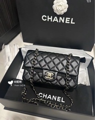 未開箱 24b Chanel mini cf cf20 cf 17 20 Kelly nano 24a mini CF Duma 青蛙 backpack Earrings 24c 24p 牛仔 bro