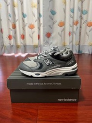 New balance M1700GRA us9.5 95%