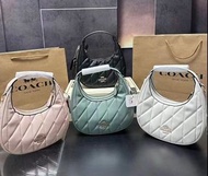 Coach 蔻馳 Carmen 月牙腋下包