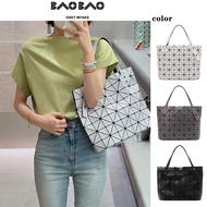 BAOBAO ROCK MATTE baobao issey Miyake แท้ กระเป๋าสะพายข้างใบใหญ่ ถุงสิริ ดำ One