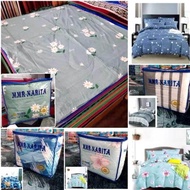 TOTO.MMR NARITA SOFT QULIT COMFORTER TOTO SAJAH SIZE QUEEN NARITA 74X90