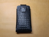 ................iPhone16 Promax 腰掛直立式手機皮套..........