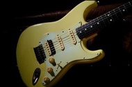 Freakquency relic stratocaster electronic guitar 舊化電結他 ( not fender strat)