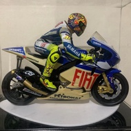 MotoGp Diecast Newray dan Figure Tamiya  skala 1:12 Valentino Rossi Yamaha 2009 2010
