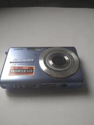 casio ex-z75早期的CCD數位相機，以零件機出售