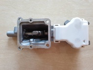 เบ้าคันเกียร์ อีซูซุ D-MAX COM4JJ1  ไต้หวัน ราคาอันล่ะ 900 บาท