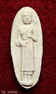 泰國佛牌聖物：2516 屈別冠燙 龍婆啤 拍仕嘩里 （108花粉版本）