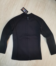 New 2-pc Wet Suit 2mm Neoprene with Tags 兩件裝2MM氯丁橡膠女長袖YKK拉鏈潛水衣冬泳衣防寒保暖Neoprene long-sleeved diving su