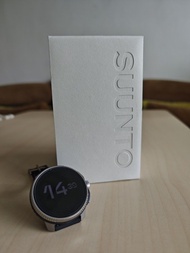 Suunto Race Titanium (跑步, Marathon, 10k, 跑山  多功能智能手錶)