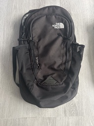 The North Face Vault 背包