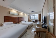 Huanyan Esports Hotel (Lixian Branch)
