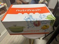 nutrifresh鑄鐵鍋2.4L