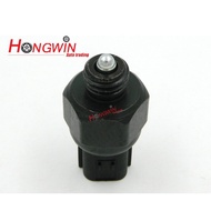 2022ใหม่ล่าสุด93860-49600กลับขึ้นย้อนกลับสำหรับ Hyundai Elantra H1 I20 I30 I40 IX20 IX35 Santa Sonat