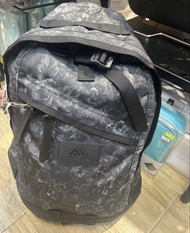 {全新正版行貨} Gregory Day 26L 黑花 7535 Black Tapestry 書包