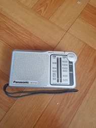 LO.                 panasonic。樂聲牌。收音機。RF-P150。radio。AM/FM。