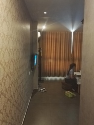 Huahong Hotel (Jiuhuashan Qingyang RT-Mart)