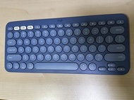 Logitech K380 Bluetooth Keyboard with case