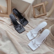 Guốc Cao Gót Xỏ Ngón 5p Quai Mảnh B16