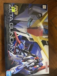 萬代 RG Zeta Gundam 模型