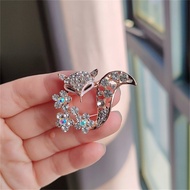 Rhinestone Fox Brooches Animal Alloy Brooch For Women Crystal Enamel Pin Clothers Hat Bag Jeans Badg