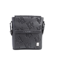 Playboy รุ่น Zane Messenger Bag กระเป๋าสะพายข้างผู้ชาย รหัส ST-B253PBM323-BK ดีไซน์ทรงแมสเซนเจอร์