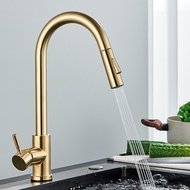 Quyanre Brushed Gold Kitchen Faucet Pull Out Kitchen Sink Water Tap Single Handle Mixer Tap 360 Ro