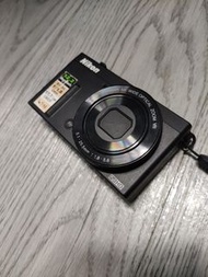 Nikon p340請主動 +關注 追蹤 此賣場 隨時上新款物品可以免運貨到$7000【語言】中文【商品保固】正常品保7日【價格】免運 電洽私訊 0989891004【交易聯絡方式】桃園平鎮金陵路面交、店到店【配件及說明】手繩 電池 充電器【簡介】【出租資訊】 押金(販售金額)+租金