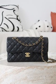 ❤️門市現貨❤️Chanel CF23cm 黑金牛荔枝皮 芯片款