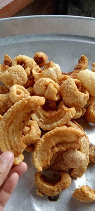Authentic Chicharon bagnet from carcar cebu in 100 grams