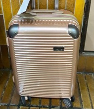 全新Slazenger 全新Slazenger 20” 玫瑰金、金屬灰手提行李箱 旅行喼  baggage suitcases 🧳