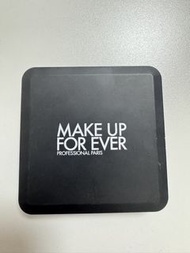 Make Up For Ever 專業定妝粉餅