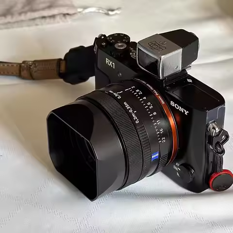 Bayonet Square Metal Lens Hood for Sony RX1 RX1R RX1RM2 Sony FE 55mm F1.8 /FE 35mm F2.8 / Sony E 16m