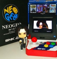 NEOGEO mini主機+兩個joypad