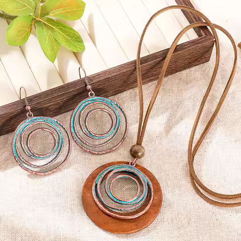 Bohemian Vintage Patina-Green Ring & Wooden Pendant Necklace and Earring Set – Ethnic-Style Jewelry 