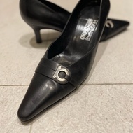 Ferragamo精品女鞋10號 27公分(賣場兩雙9折）