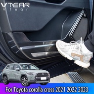 Vtear สำหรับ Toyota COROLLA CROSS 2022 2023รถประตู Anti-แผ่นเตะคาร์บอนไฟเบอร์หนัง PU หรือโครเมี่ยมพลาสติก ABS รถยนต์การตกแต่งภายในอะไหล่