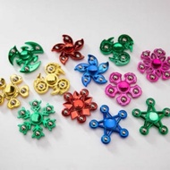 FIDGET SPINNER CHILDREN'S TOY VIRAL TOY ROTATING GASING/