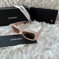 【配件：包裝盒、防塵袋、說明書 💕】Chanel CH5493 墨鏡 太陽鏡 果凍粉 珊瑚粉 冰塊墨鏡 雙C 大logo