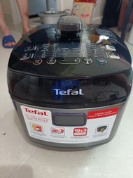 Tefal 智能萬用鍋 Serie EPC12-A