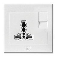 UMS 9613 13A UNIVERSAL SOCKET OUTLET