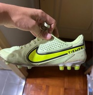 Nike Tiempo 9 Academy
