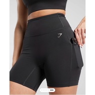 Gymshark bike shorts with 2 hip pockets