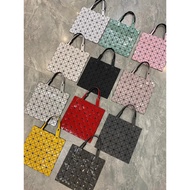 Soft Checked Shopping Bag ISSEY MIYAKE ISSEY MIYAKE Six Compartments 6 Compartments Shoulder Handbag