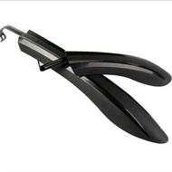 Universal bicycle fender